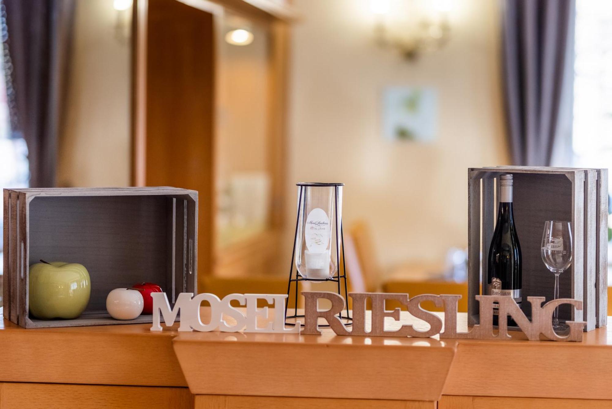 אדיגר-אלר Mosel-Landhaus Hotel Oster מראה חיצוני תמונה